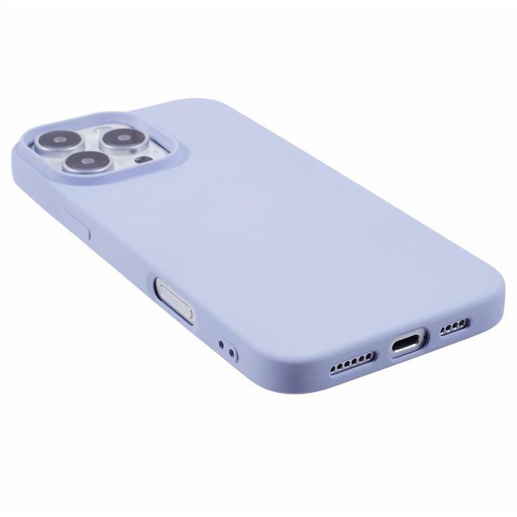 Nærbillede af hævede kanter på kamera på Lys Lilla iPhone 16 Pro Max TPU Cover