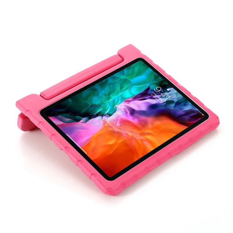 Bagside af rosa iPad Pro 13 (2024) cover