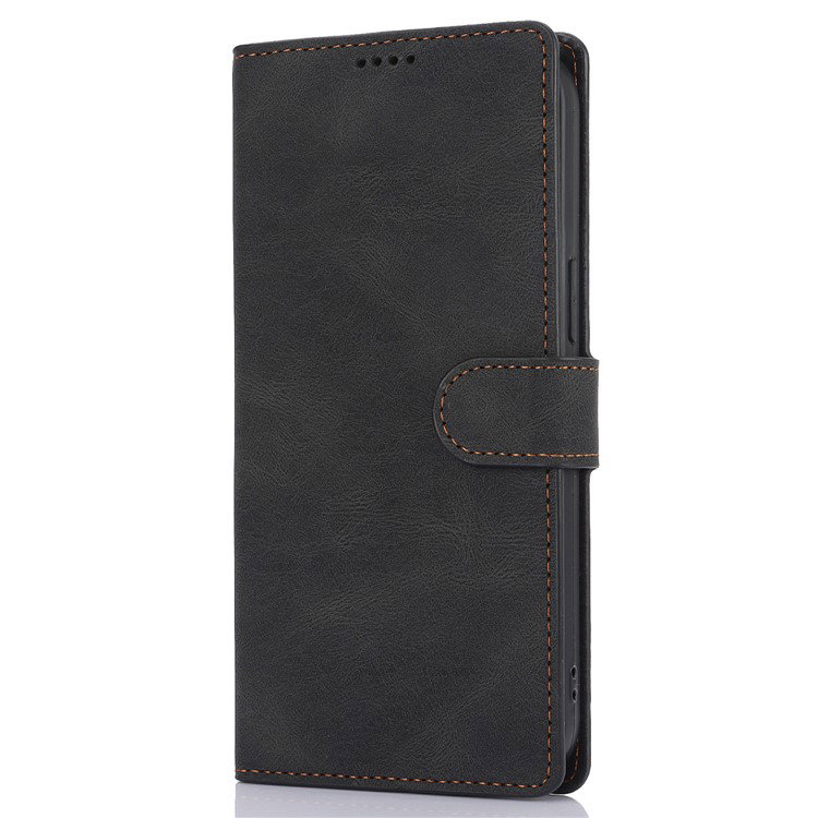 Nærbillede af magnetisk lås på iPhone 16 Pro Max lædercover