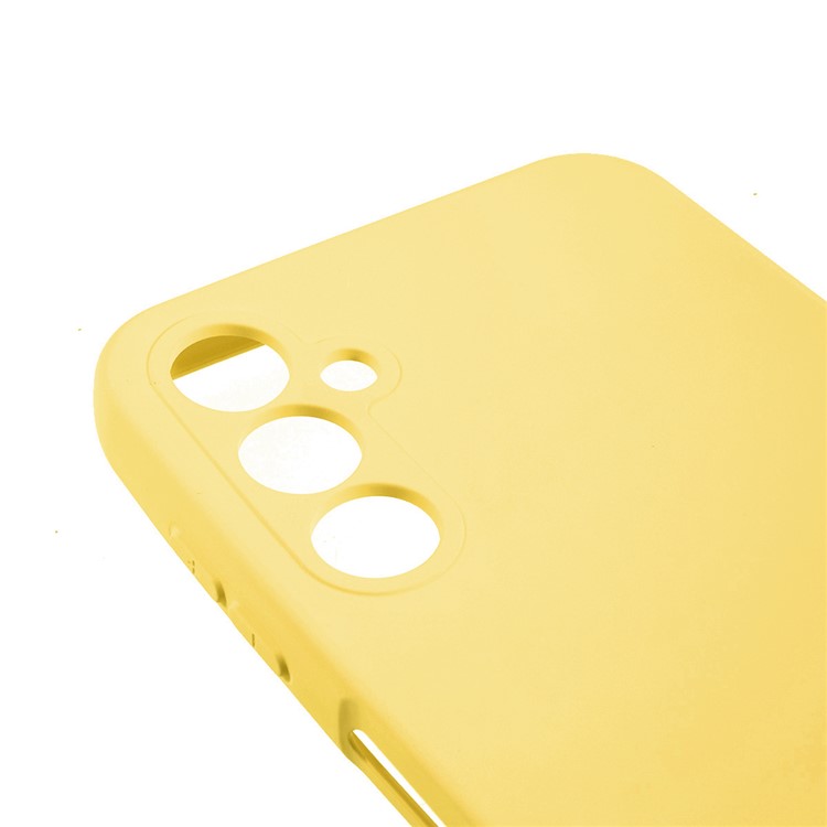 Samsung Galaxy A16 5G cover i hånden