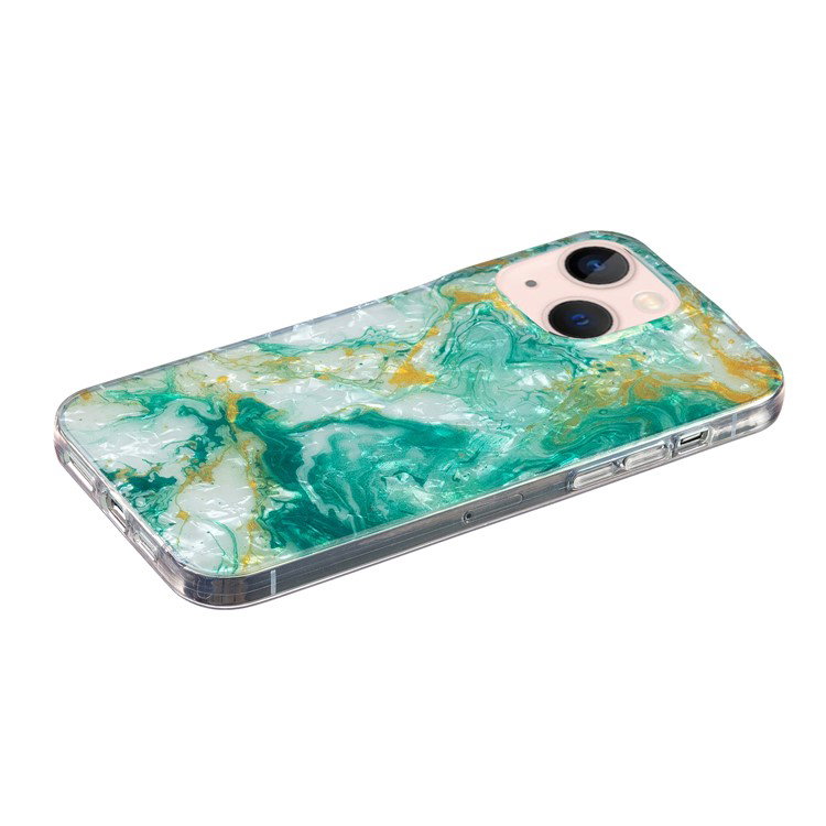 Grøn marmorblomst cover til iPhone 15 tæt på