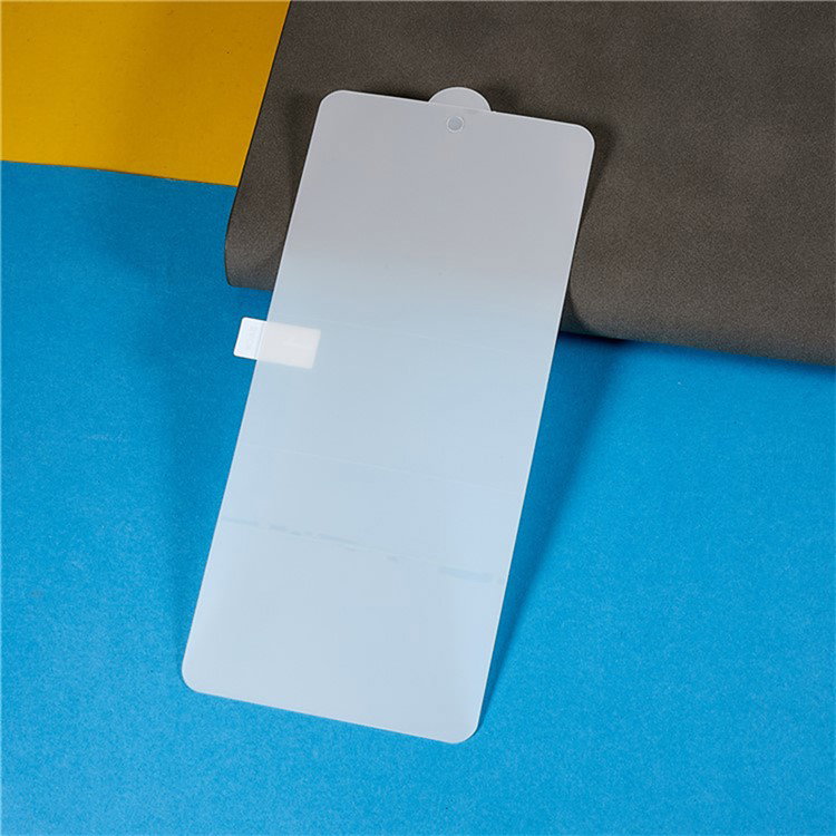 Xiaomi Redmi 14C med påsat skærmbeskytter