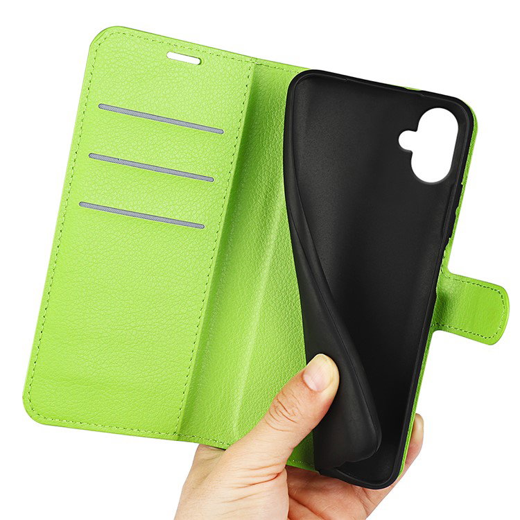 Magnetisk lukning på Galaxy A06 cover