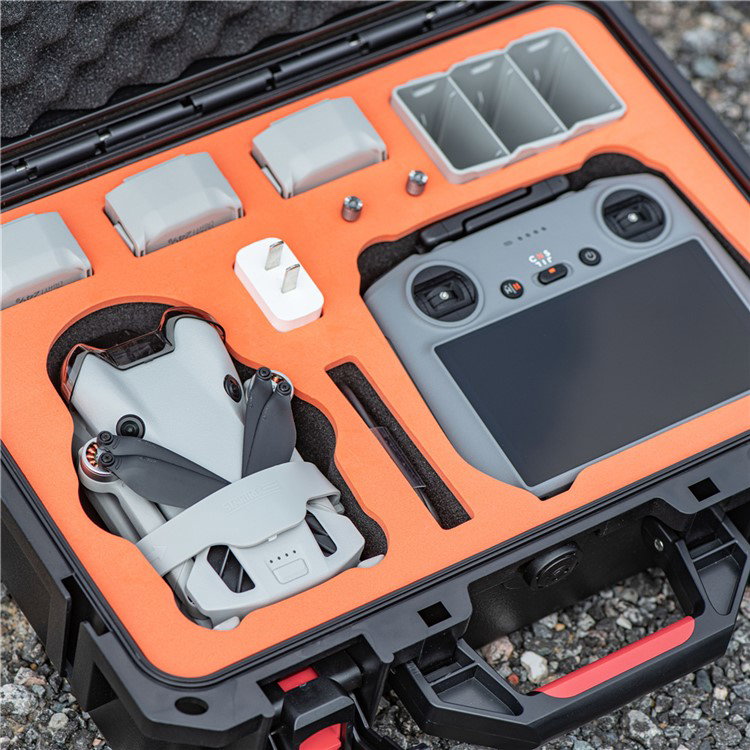 Nærbillede af propellerholder med DJI Mini 4 Pro