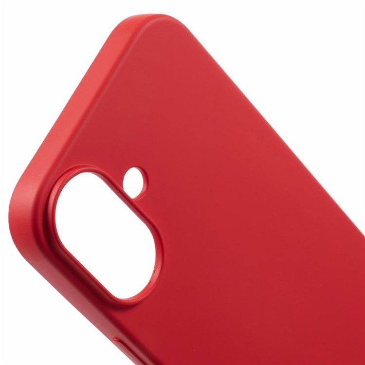 Hævet kant rundt om kameraet på rød TPU cover til iPhone 16 Plus