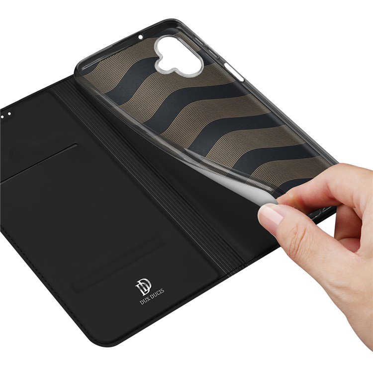 Samsung Galaxy A06 cover set oprejst