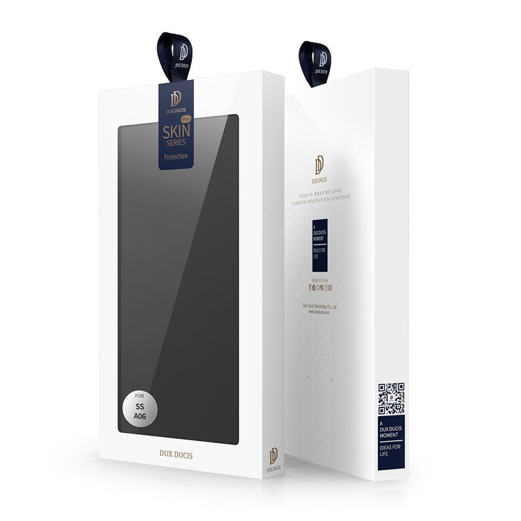 Nærbillede af udskæringer til porte på Samsung Galaxy A06 cover