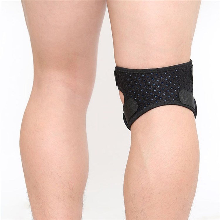 Åndbar knæstøtte med elastisk stof