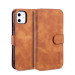 iPhone 11 Flip Cover med Kortholder & Stand - Brun