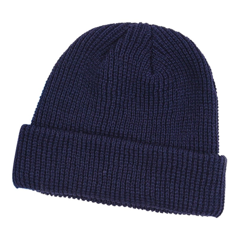 Varm og Blød Beanie / Hue i Strik-Mørkeblå