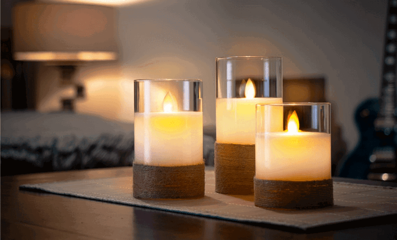 3 stk. Hvide LED Bloklys i Flet Glasstager med Timer