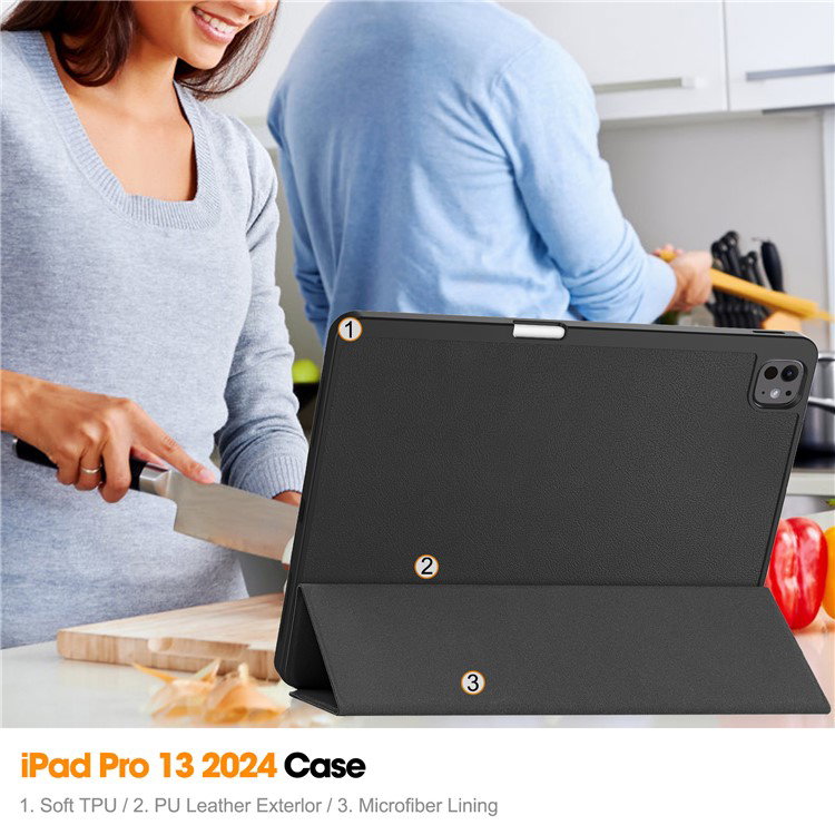 Sort standcover med penneholder til iPad Pro 13 (2024)